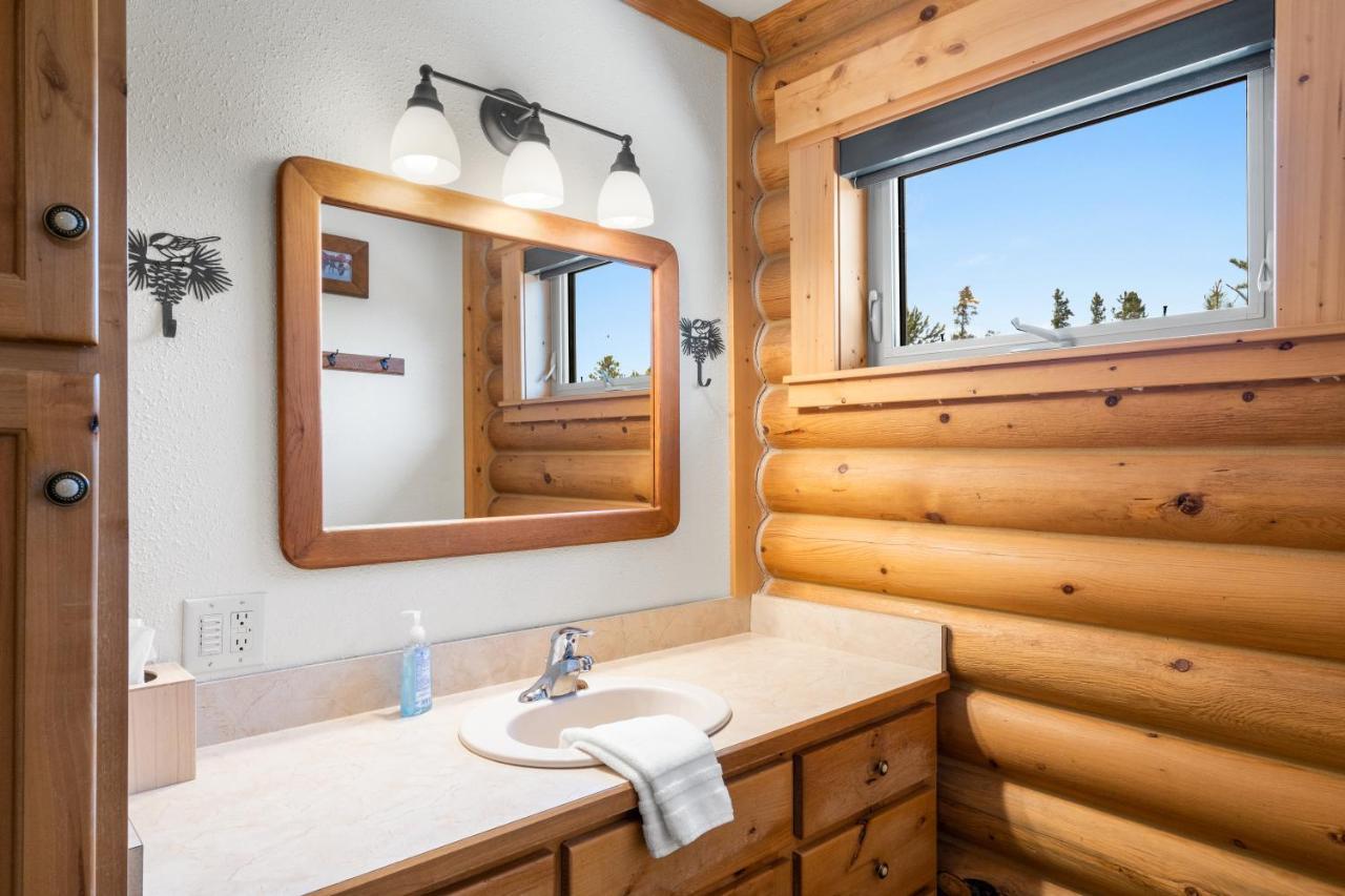 Lazy Fox Cabin West Yellowstone Exterior foto
